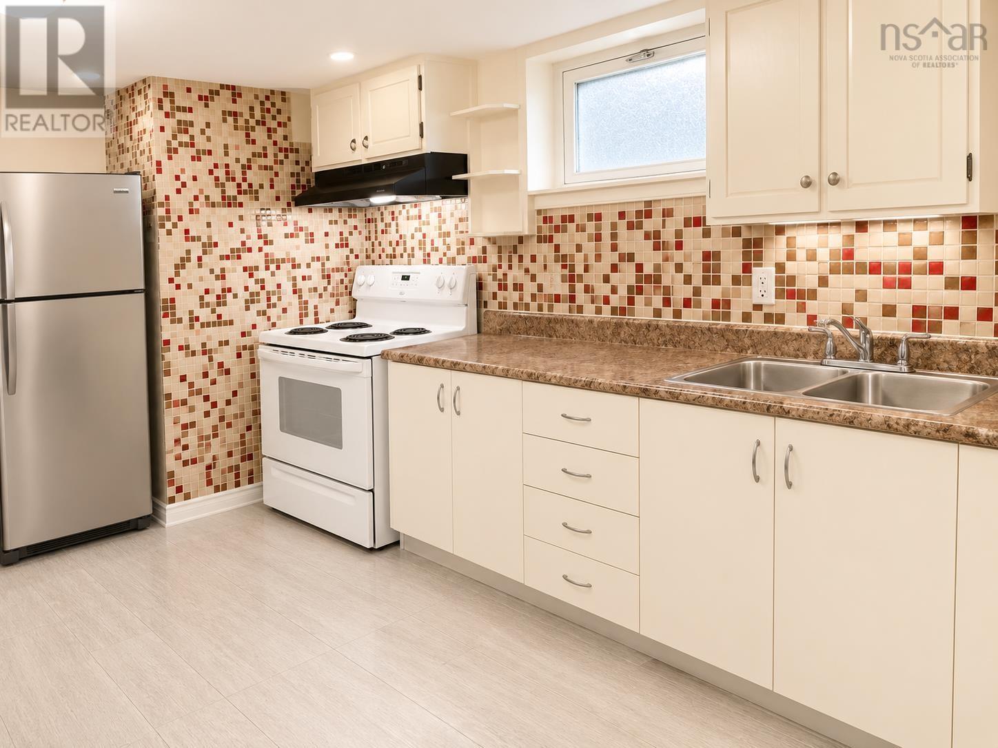817 Tower Road, 5791 Harrington Dr, Halifax Peninsula, Nova Scotia  B3H 2Y1 - Photo 33 - 202623152