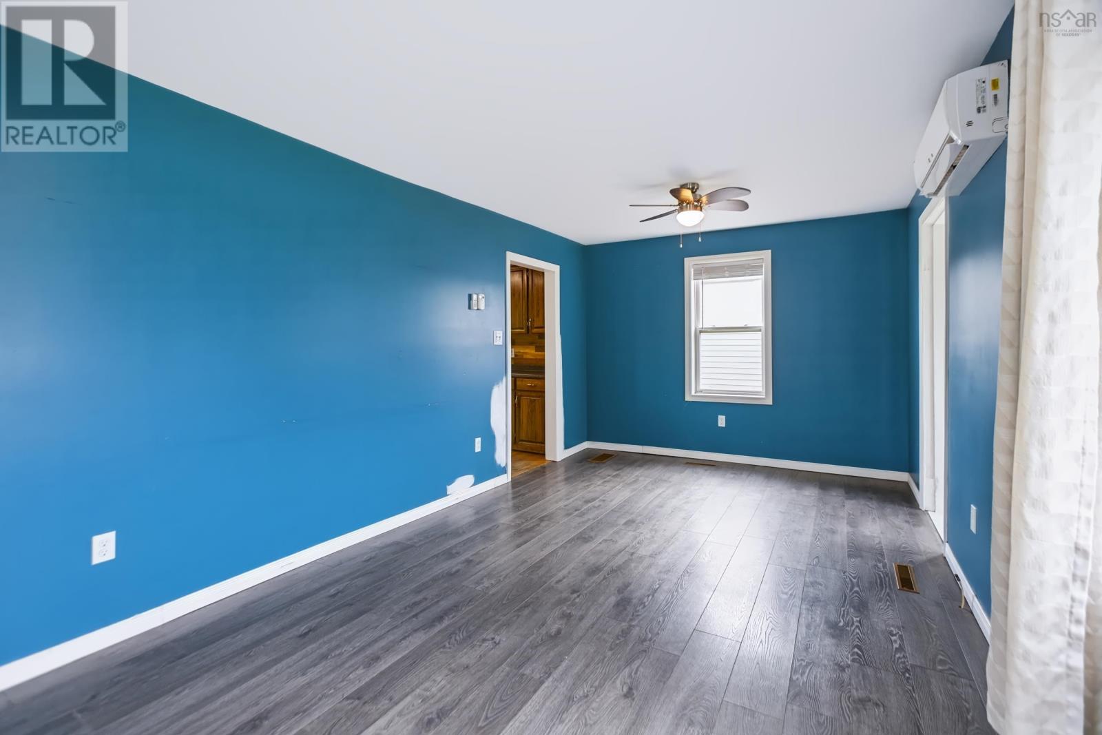 20 Cowan Street, Springhill, Nova Scotia  B0M 1X0 - Photo 10 - 202623520