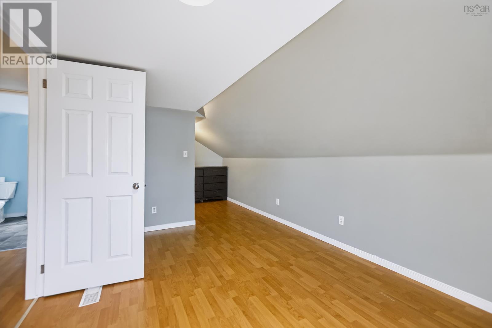 20 Cowan Street, Springhill, Nova Scotia  B0M 1X0 - Photo 21 - 202623520