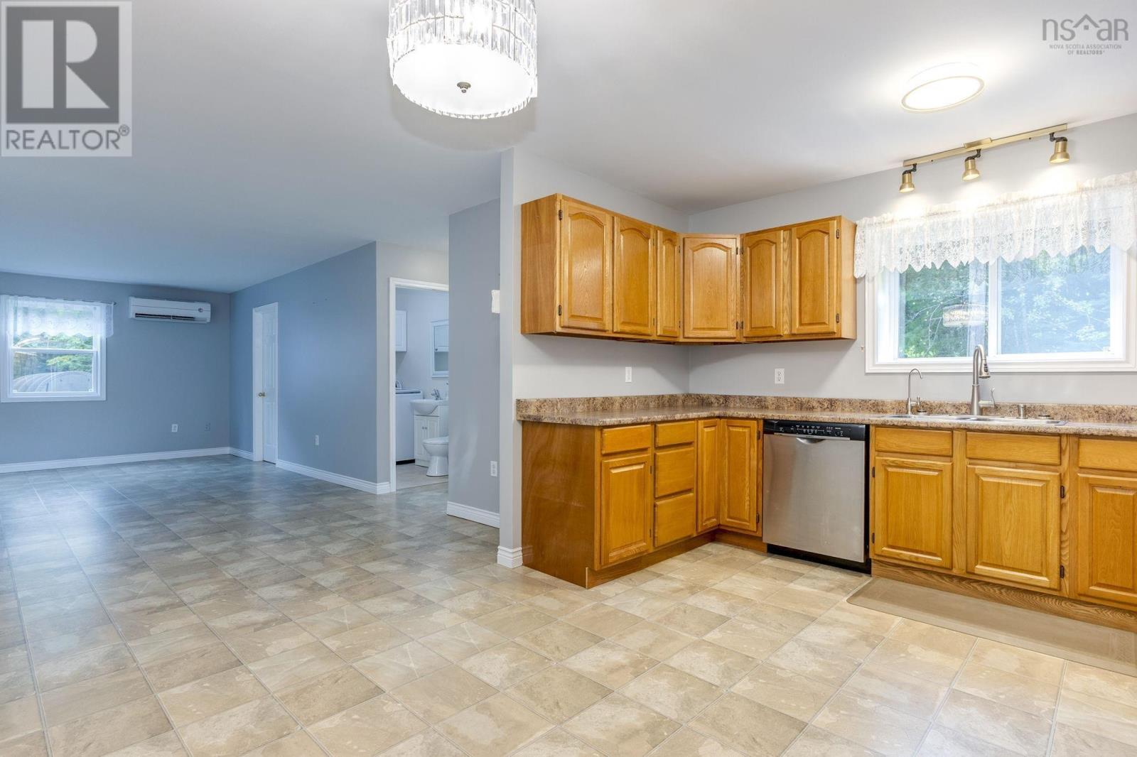 20 Bell Street, Lake Echo, Nova Scotia  B2Z 1M8 - Photo 15 - 202623446