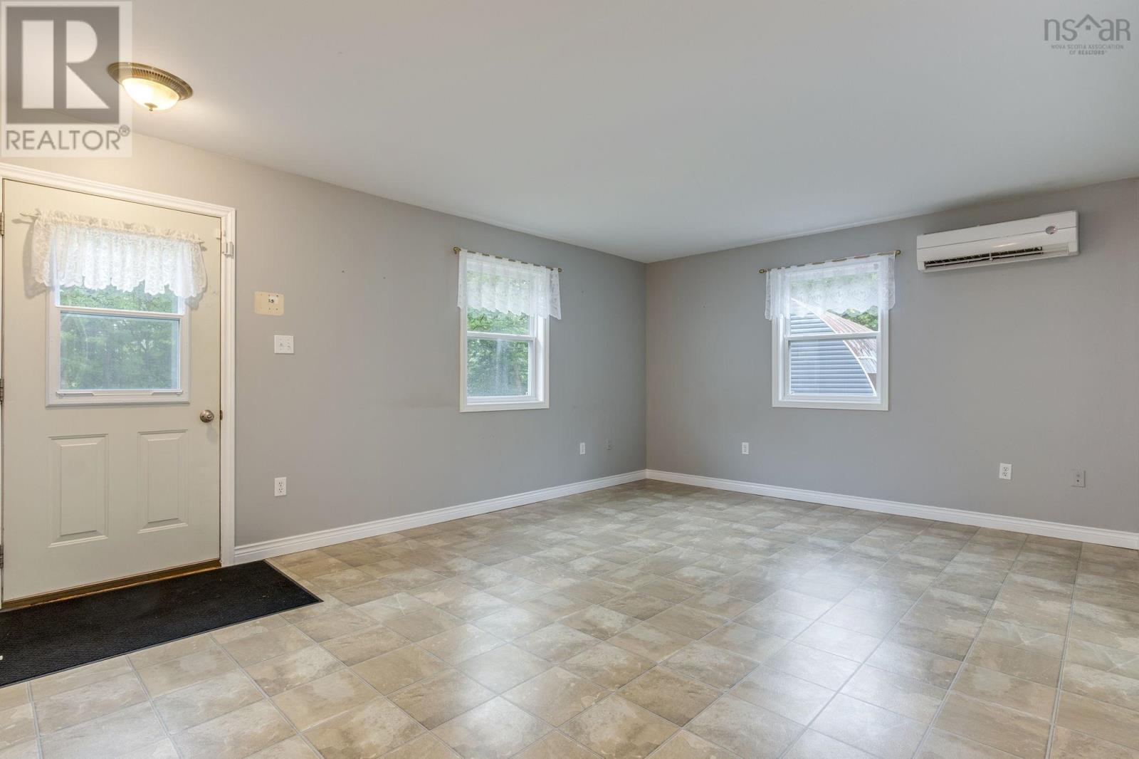 20 Bell Street, Lake Echo, Nova Scotia  B2Z 1M8 - Photo 4 - 202623446
