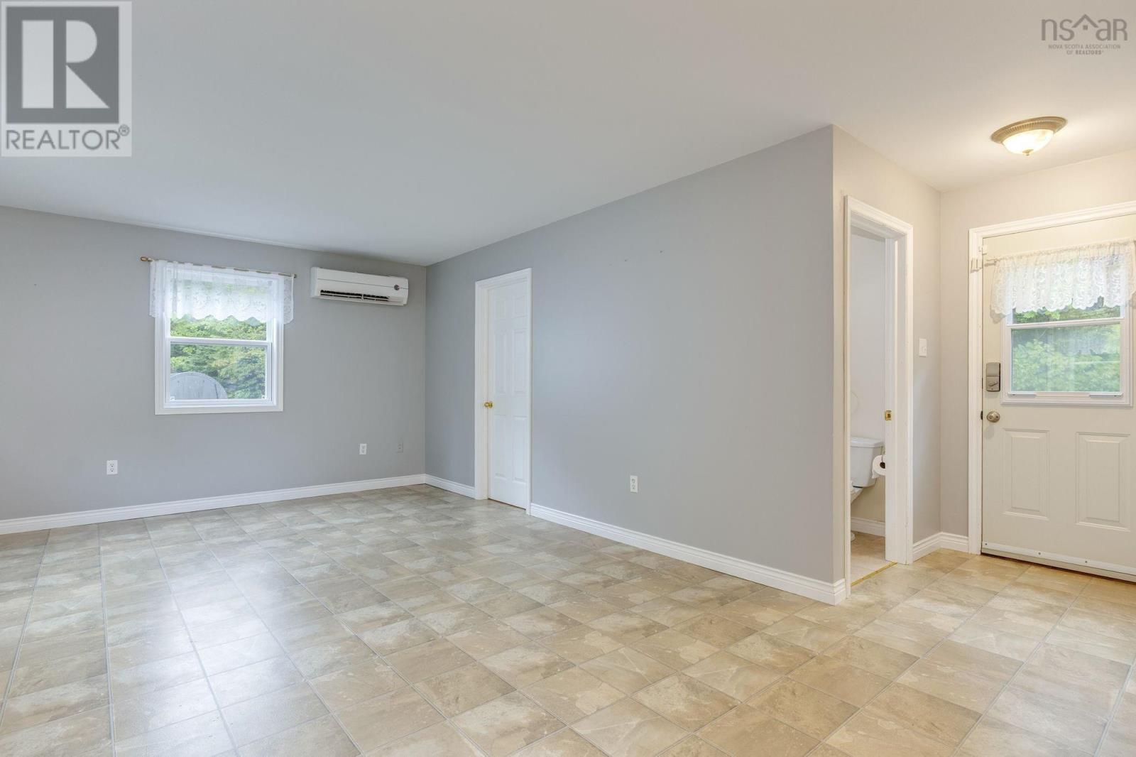 20 Bell Street, Lake Echo, Nova Scotia  B2Z 1M8 - Photo 7 - 202623446