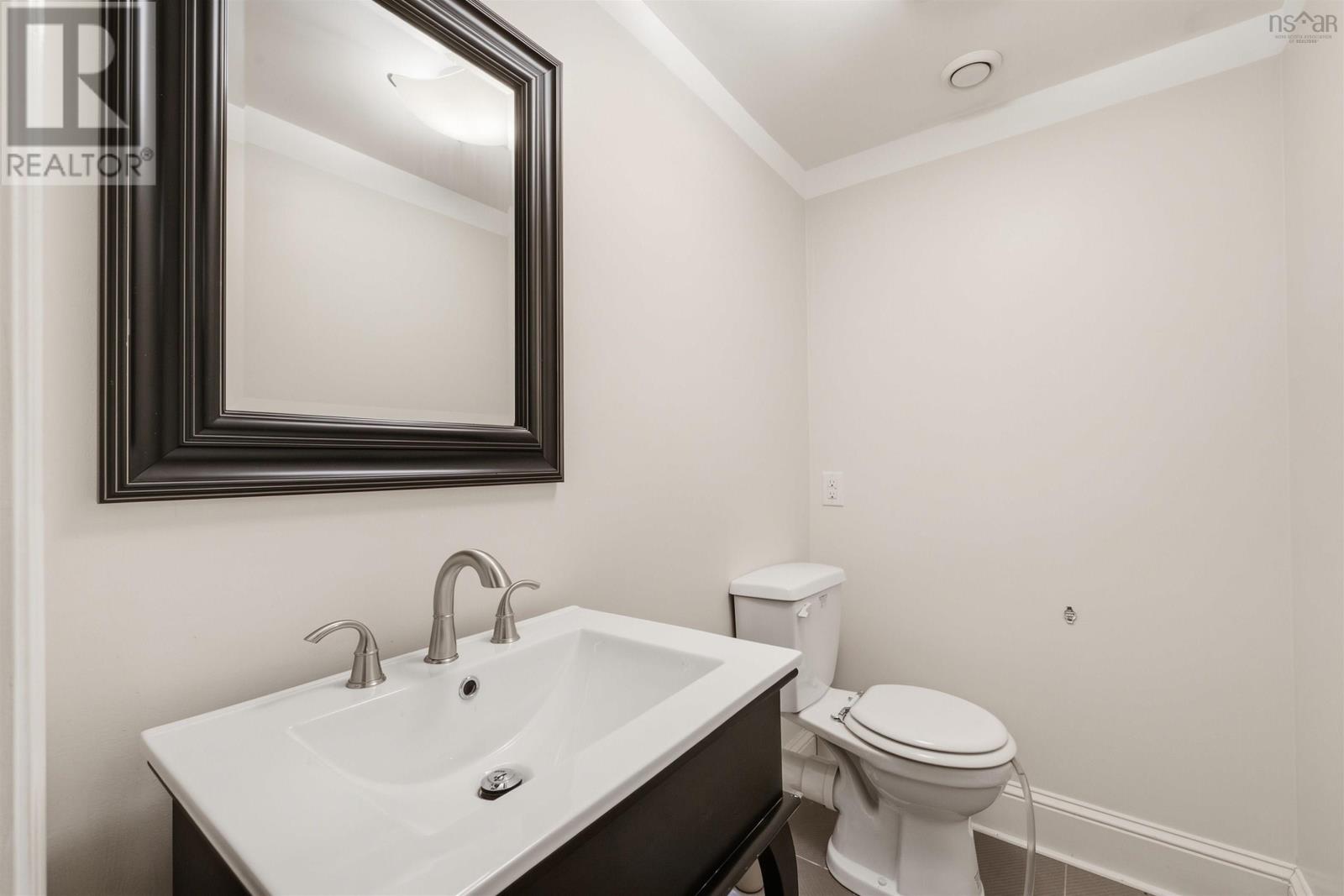 11 Laurentian Drive, Halifax, Nova Scotia  B3M 3G2 - Photo 37 - 202623530