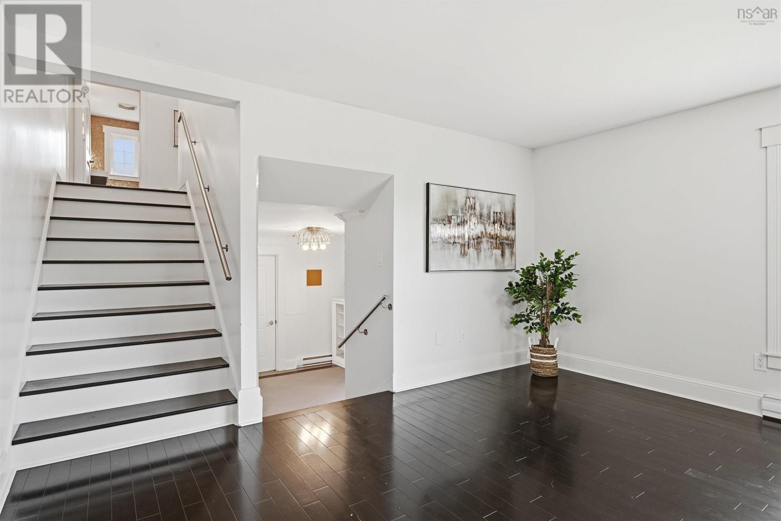 11 Laurentian Drive, Halifax, Nova Scotia  B3M 3G2 - Photo 7 - 202623530